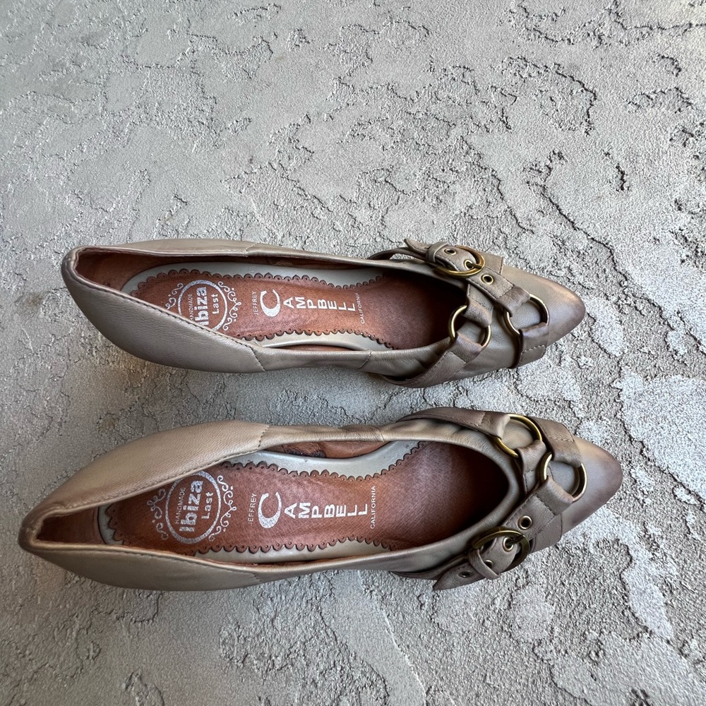 Jeffrey Campbell - Depoe Bay Khaki color 7 M